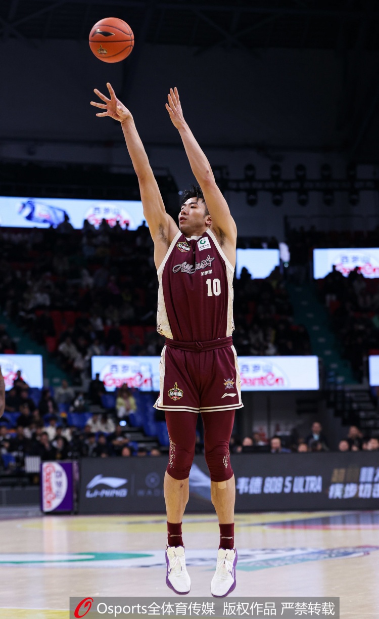 北控隊史首人！鄒雨宸13中11砍全隊最高23分 當(dāng)選全明星MVP